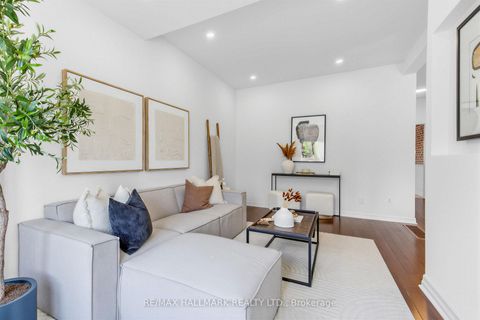 Photo 8 at 62 Doncaster Avenue, Lumsden, Toronto