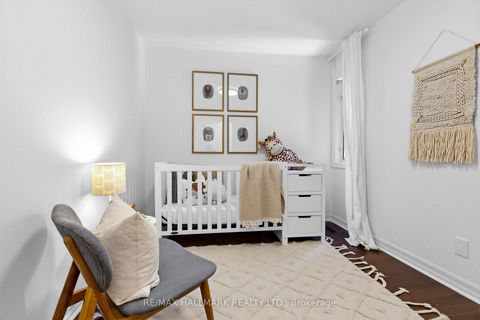 Photo 23 at 62 Doncaster Avenue, Lumsden, Toronto
