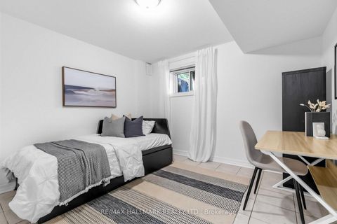 Photo 33 at 62 Doncaster Avenue, Lumsden, Toronto