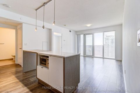 Photo 11 at 4706 - 100 Harbour Street, Waterfront Communities C1, Toronto
