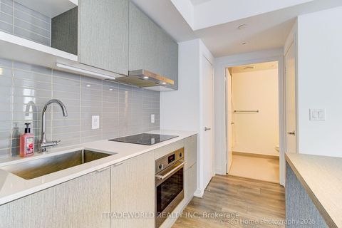 Photo 12 at 4706 - 100 Harbour Street, Waterfront Communities C1, Toronto