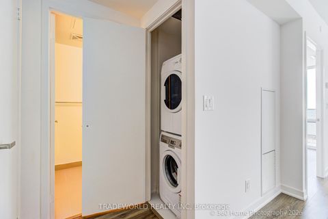Photo 14 at 4706 - 100 Harbour Street, Waterfront Communities C1, Toronto