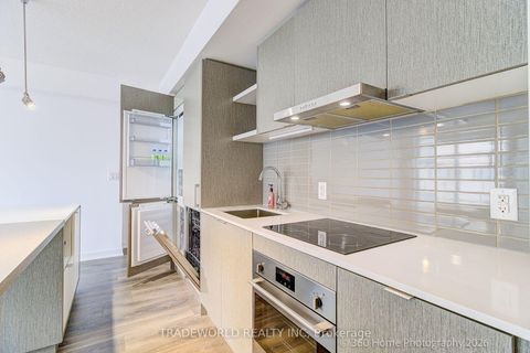 Photo 18 at 4706 - 100 Harbour Street, Waterfront Communities C1, Toronto