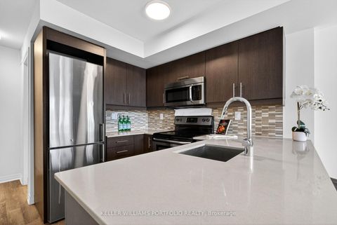 Photo 5 at 7 - 171 William Duncan Road, CFB, Toronto