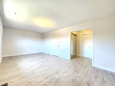 Photo 21 at 24 Alanbull Square, Milliken, Toronto