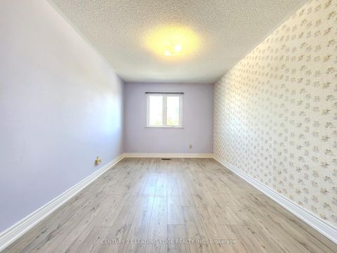 Photo 25 at 24 Alanbull Square, Milliken, Toronto