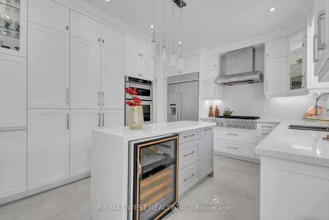 Photo 5 at 90 Birkhall Place, Shore, Barrie