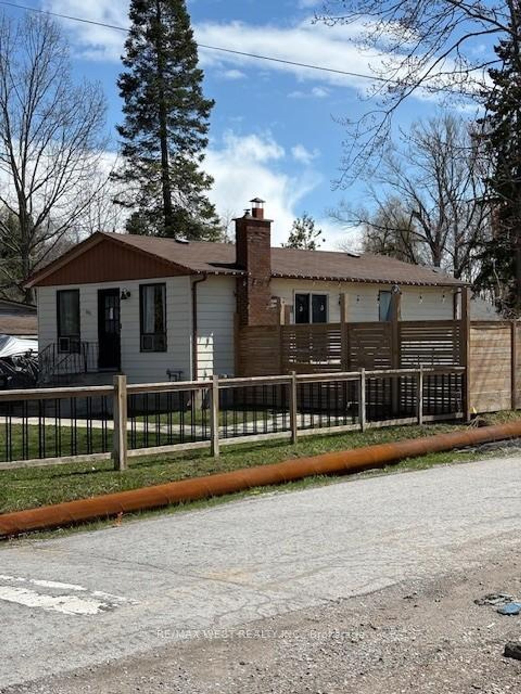 661 9TH Line, Alcona, Innisfil photo number 2