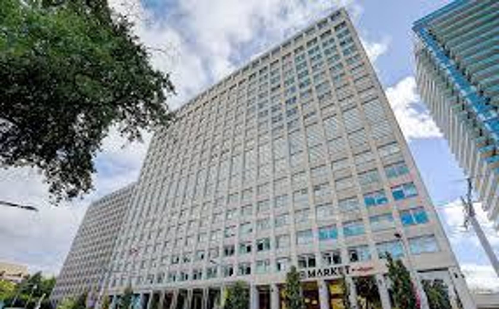 1607 - 111 St. Clair Avenue W, St. Clair, Toronto 