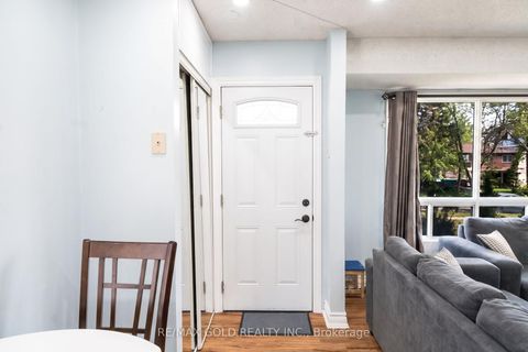 Photo 3 at 246 Edgehill Drive, Letitia Heights, Barrie