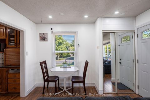 Photo 4 at 246 Edgehill Drive, Letitia Heights, Barrie