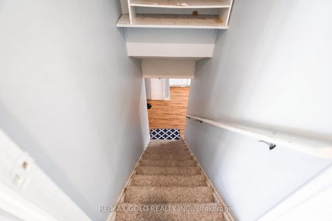 Photo 18 at 246 Edgehill Drive, Letitia Heights, Barrie