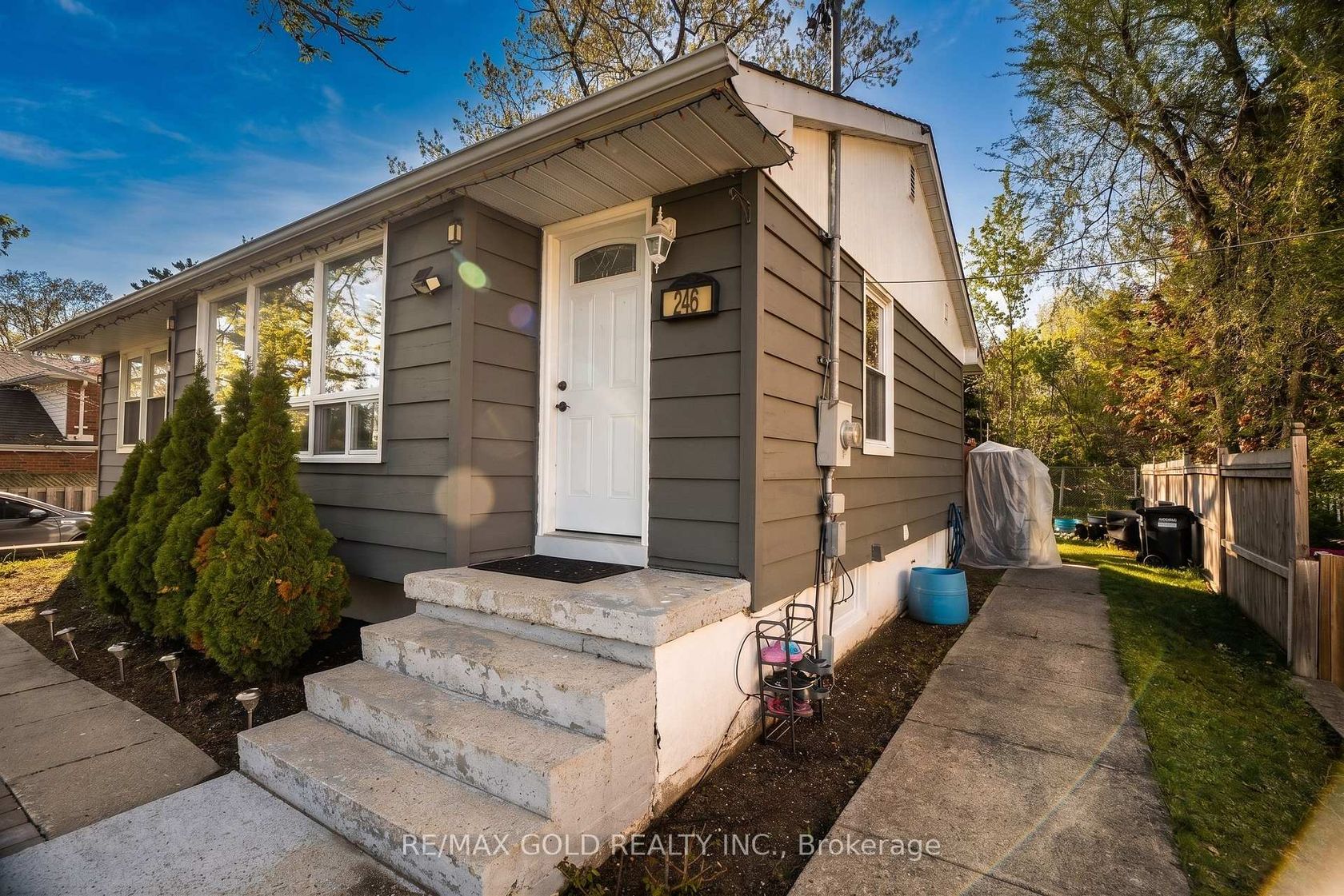246 Edgehill Drive, Letitia Heights, Barrie photo 1