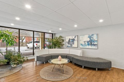 Photo 1 at 804 - 40 Chichester Place, L'Amoreaux, Toronto