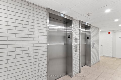 Photo 2 at 804 - 40 Chichester Place, L'Amoreaux, Toronto