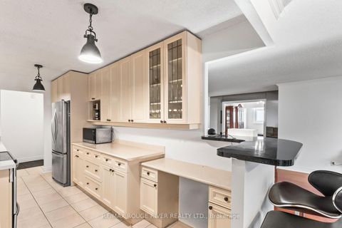 Photo 5 at 804 - 40 Chichester Place, L'Amoreaux, Toronto