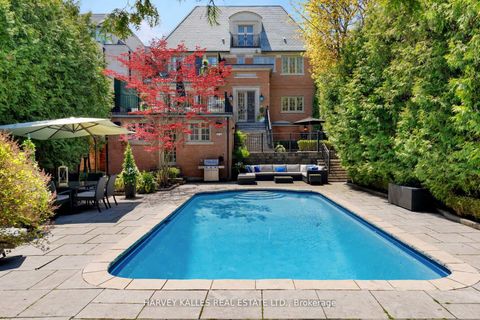 Photo 22 at 215 Dunvegan Road, Forest Hill South, Toronto