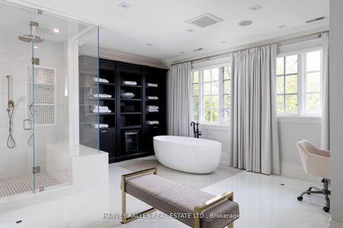 Photo 30 at 215 Dunvegan Road, Forest Hill South, Toronto