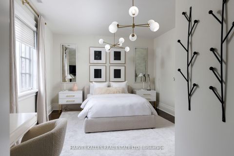 Photo 34 at 215 Dunvegan Road, Forest Hill South, Toronto