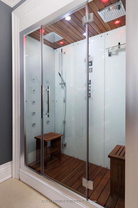 Photo 37 at 215 Dunvegan Road, Forest Hill South, Toronto