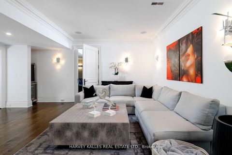 Photo 41 at 215 Dunvegan Road, Forest Hill South, Toronto