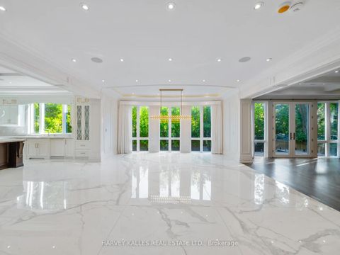 Photo 4 at 73 Lord Seaton Road, Windfields, Toronto
