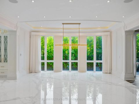 Photo 5 at 73 Lord Seaton Road, Windfields, Toronto