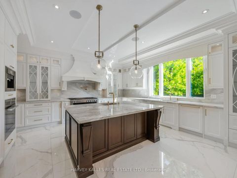 Photo 7 at 73 Lord Seaton Road, Windfields, Toronto