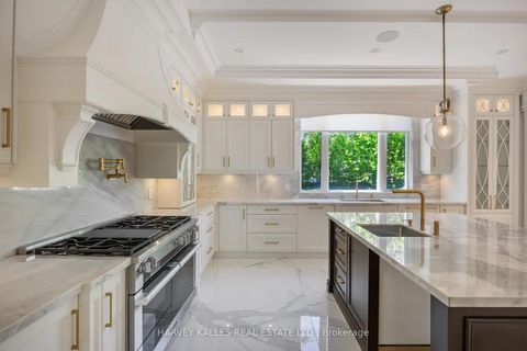 Photo 11 at 73 Lord Seaton Road, Windfields, Toronto