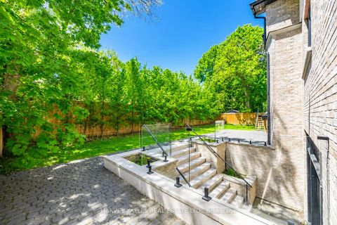 Photo 16 at 73 Lord Seaton Road, Windfields, Toronto