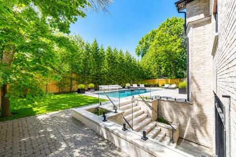 Photo 17 at 73 Lord Seaton Road, Windfields, Toronto