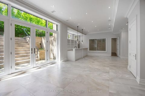 Photo 38 at 73 Lord Seaton Road, Windfields, Toronto