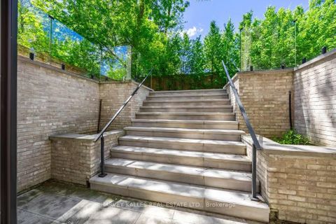 Photo 39 at 73 Lord Seaton Road, Windfields, Toronto