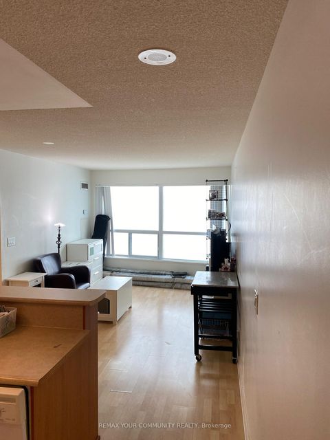 Photo 4 at 3002 - 38 Lee Centre Drive, Woburn, Toronto