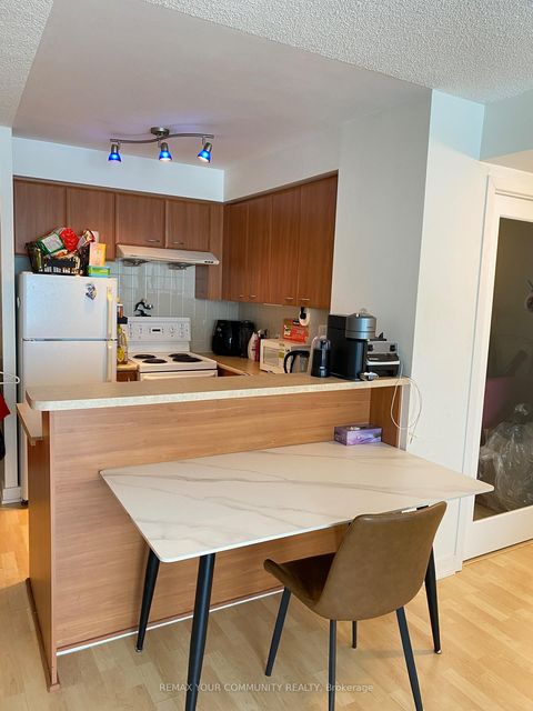 Photo 9 at 3002 - 38 Lee Centre Drive, Woburn, Toronto