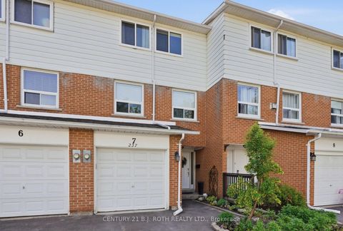 Photo 1 at 7 - 237 Steel Street, Codrington, Barrie