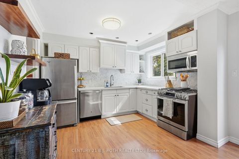 Photo 6 at 7 - 237 Steel Street, Codrington, Barrie
