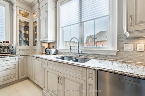 Photo 14 at 62 Langdon Drive, King City, King