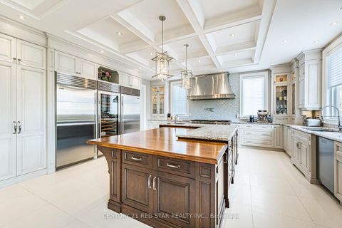 Photo 15 at 62 Langdon Drive, King City, King