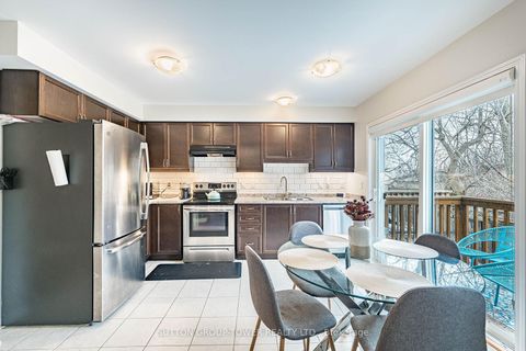 Photo 10 at 59 Frank's Way, Allandale, Barrie