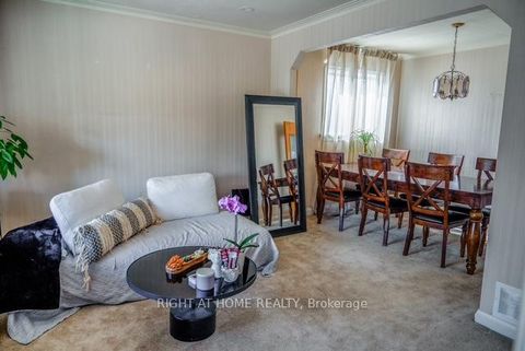 Photo 2 at 148 Glen Albert Drive, Parkview, Toronto