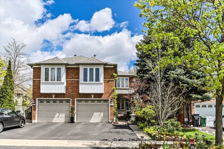 Photo 1 at 5481 Palmerston Crescent, Central Erin Mills, Mississauga