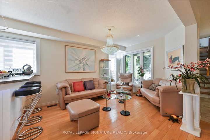 Photo 9 at 5481 Palmerston Crescent, Central Erin Mills, Mississauga