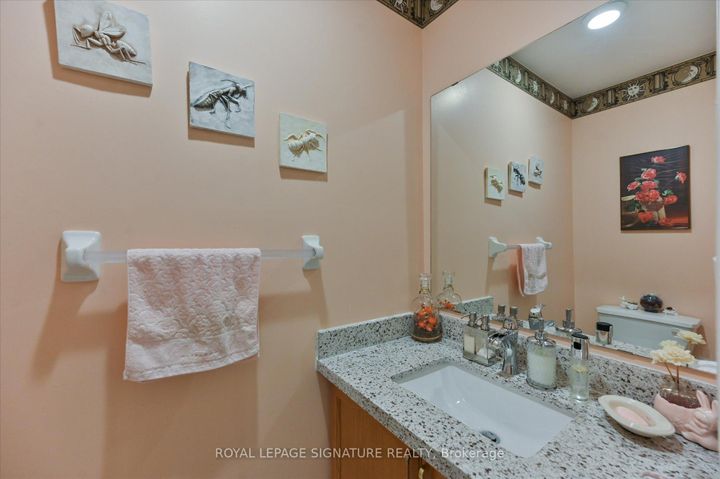 Photo 23 at 5481 Palmerston Crescent, Central Erin Mills, Mississauga