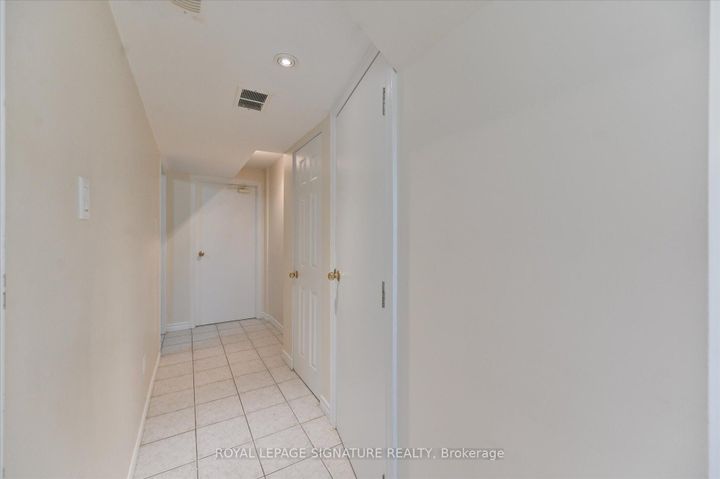 Photo 36 at 5481 Palmerston Crescent, Central Erin Mills, Mississauga
