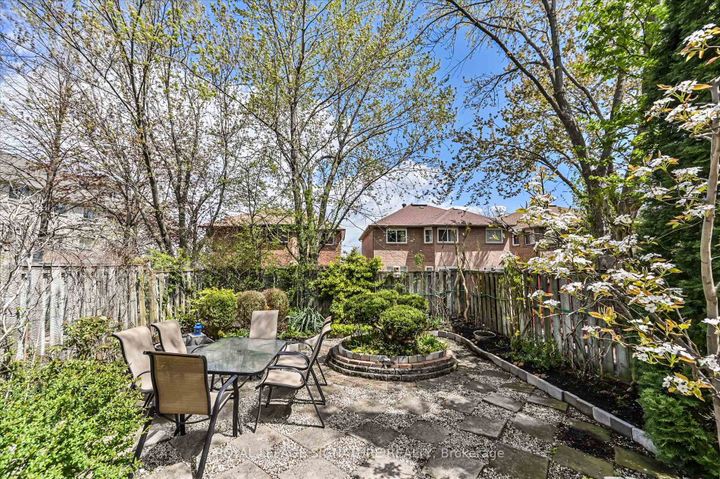 Photo 47 at 5481 Palmerston Crescent, Central Erin Mills, Mississauga
