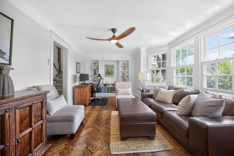 Photo 22 at 30 Edgewood Crescent, Moore Park, Toronto