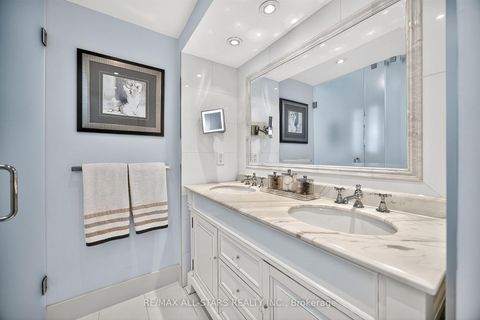 Photo 25 at 30 Edgewood Crescent, Moore Park, Toronto