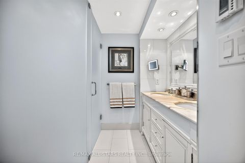 Photo 26 at 30 Edgewood Crescent, Moore Park, Toronto