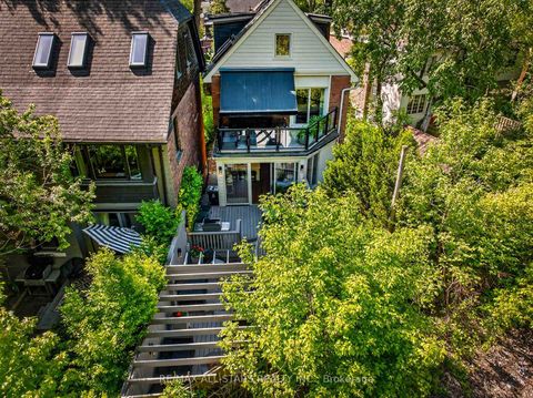 Photo 48 at 30 Edgewood Crescent, Moore Park, Toronto